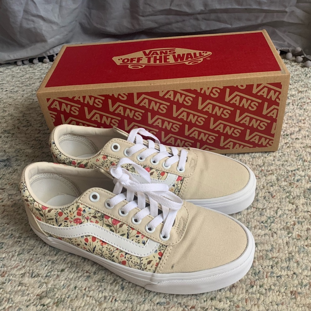 Brand New Flower Vans